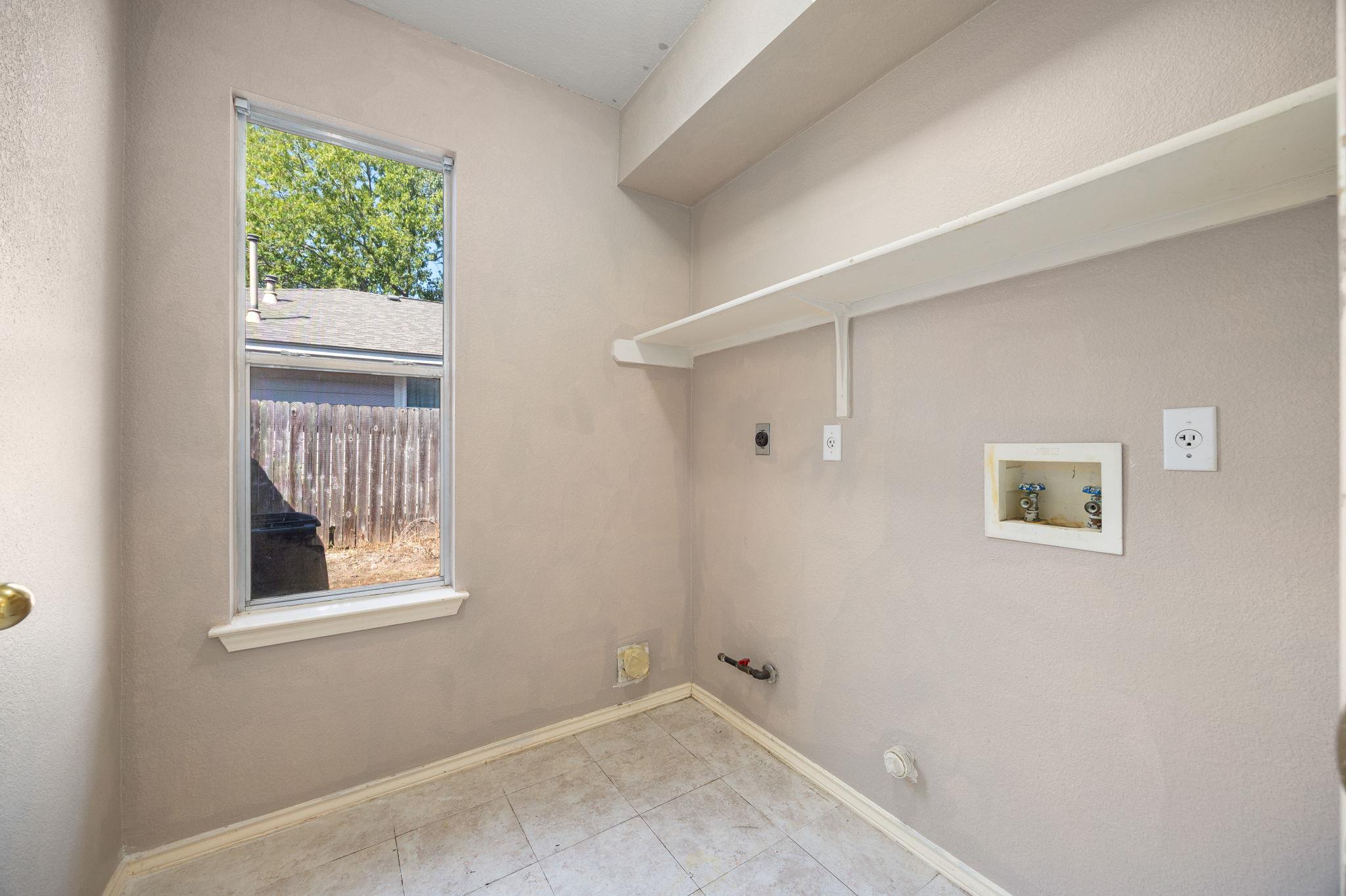 8845 Francia Trl, Austin, TX 78748