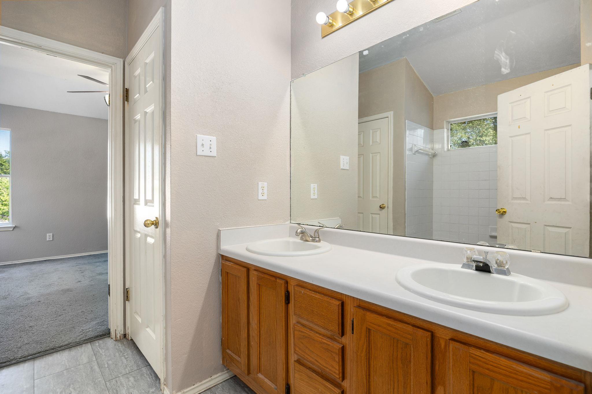 8845 Francia Trl, Austin, TX 78748