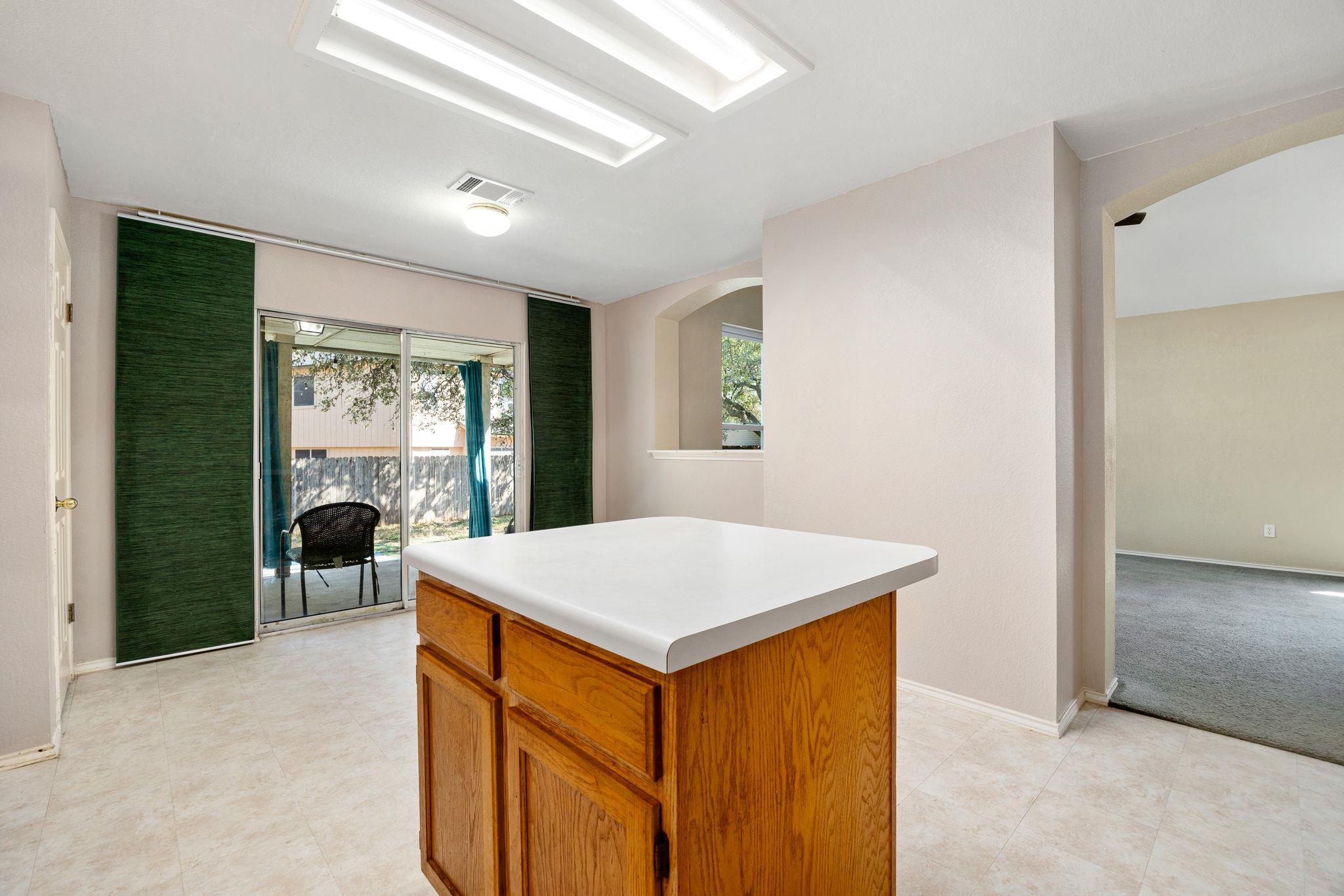 8845 Francia Trl, Austin, TX 78748