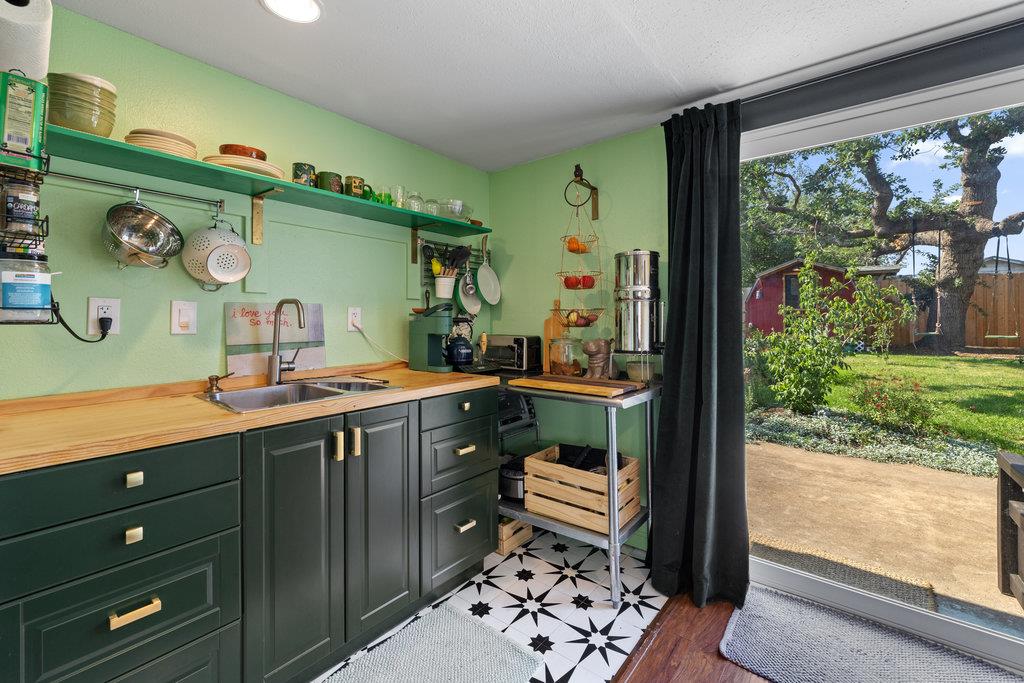 4607 Kitty Ave, Austin, TX 78721