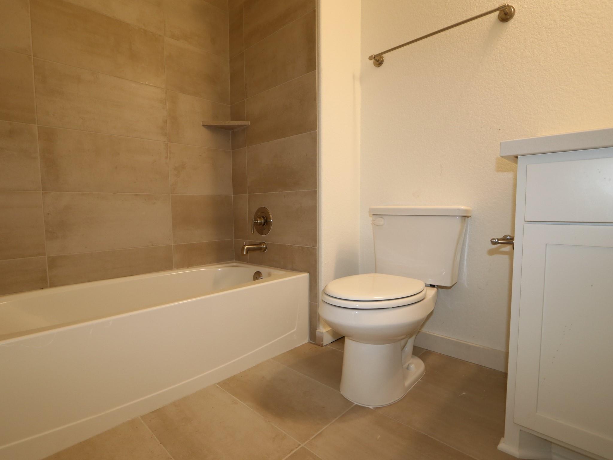 565 Darley Oak Dr, Dripping Springs, TX 78620