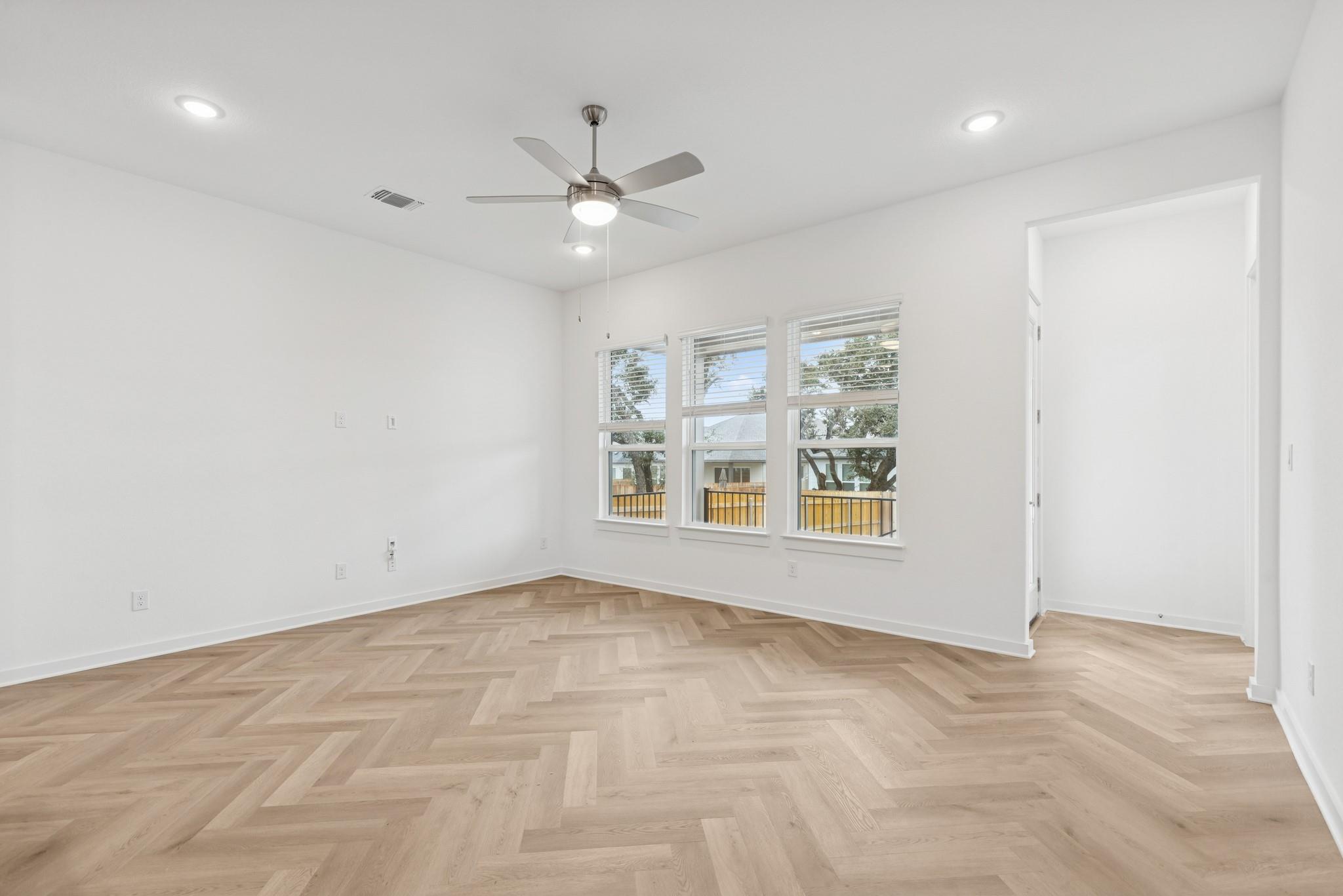 565 Darley Oak Dr, Dripping Springs, TX 78620