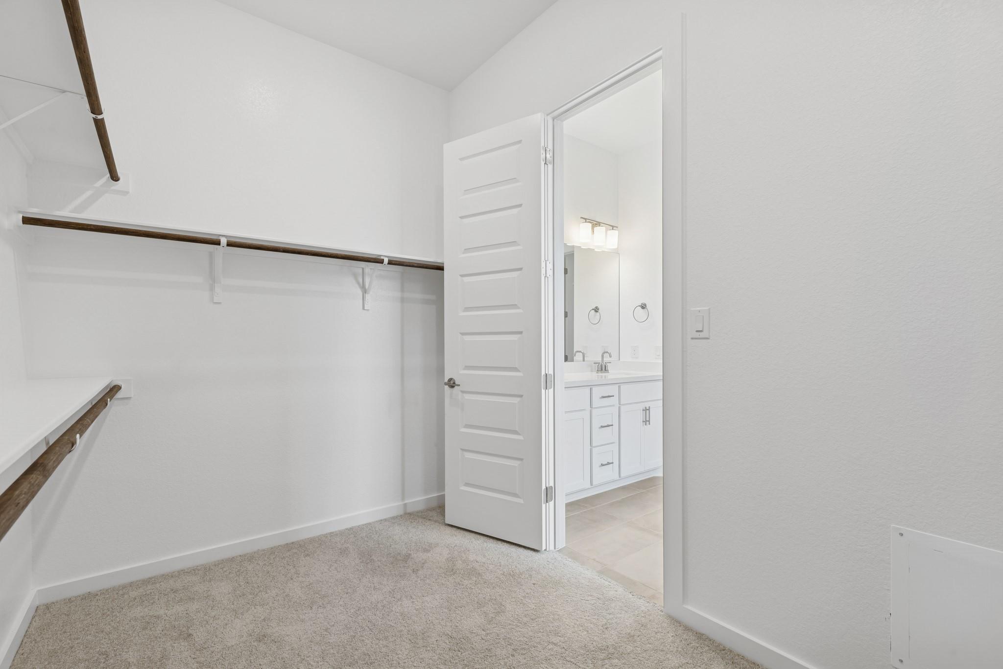 565 Darley Oak Dr, Dripping Springs, TX 78620