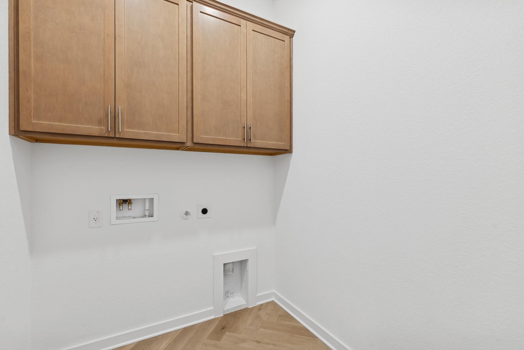 565 Darley Oak Dr, Dripping Springs, TX 78620