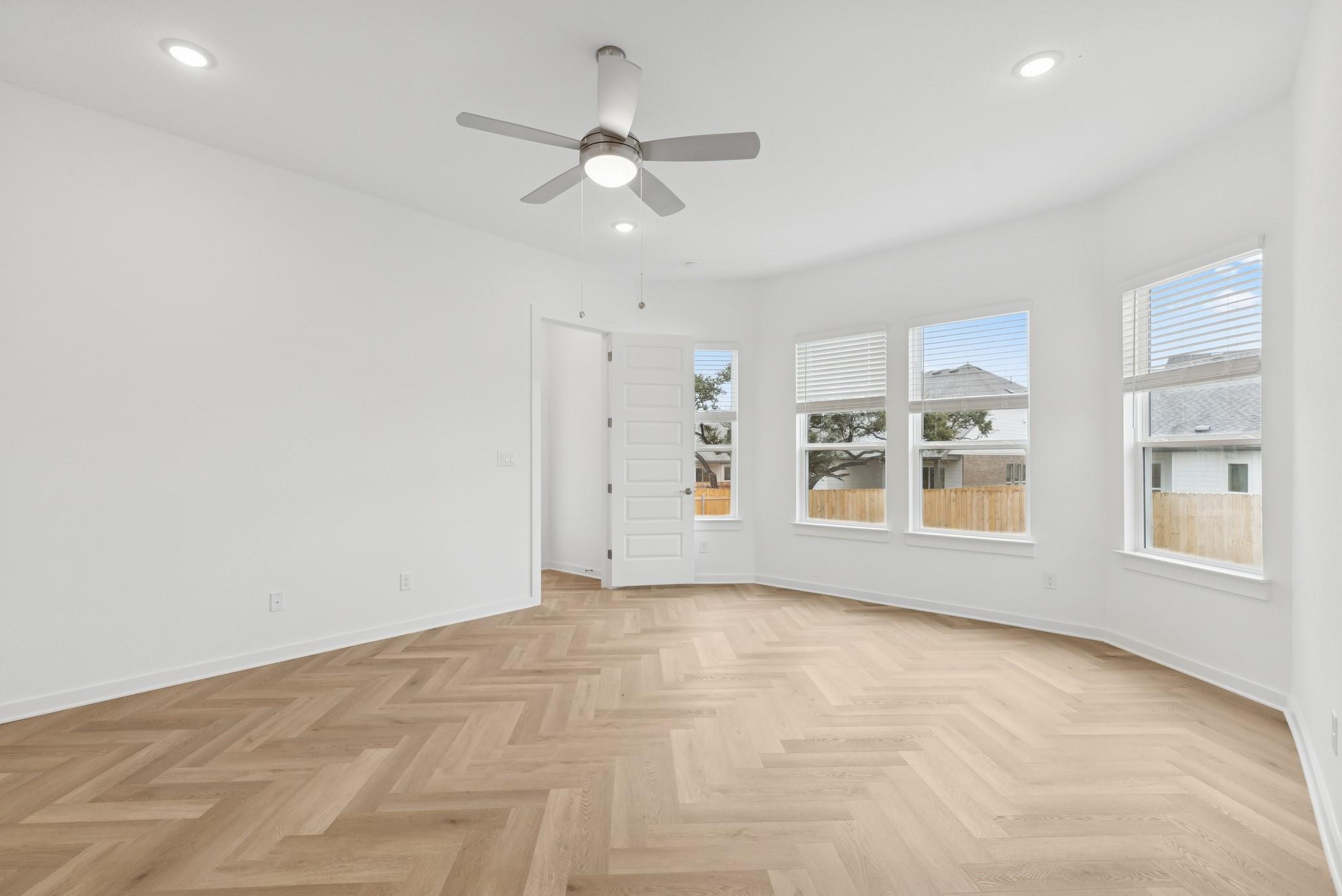 565 Darley Oak Dr, Dripping Springs, TX 78620