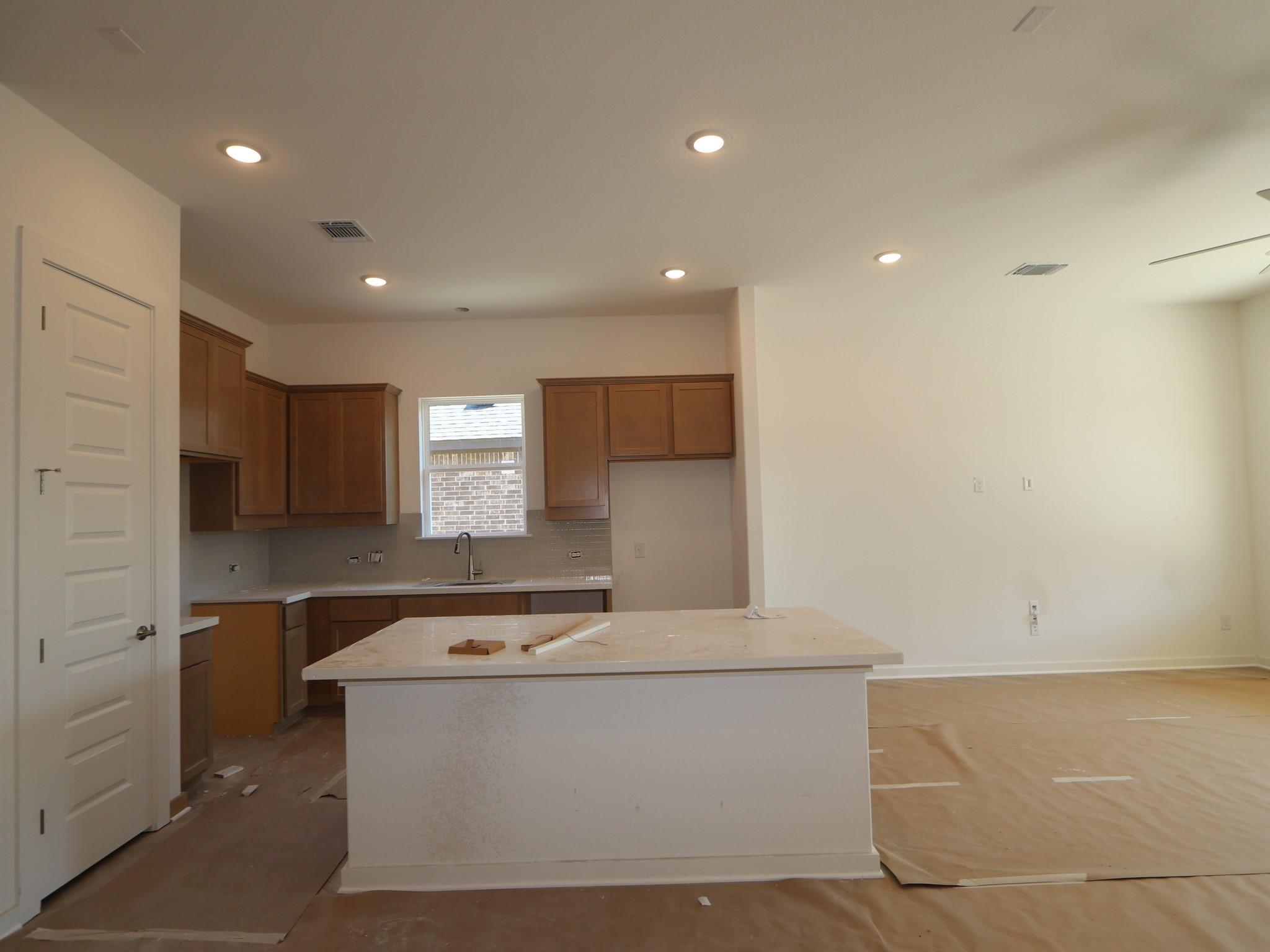 565 Darley Oak Dr, Dripping Springs, TX 78620