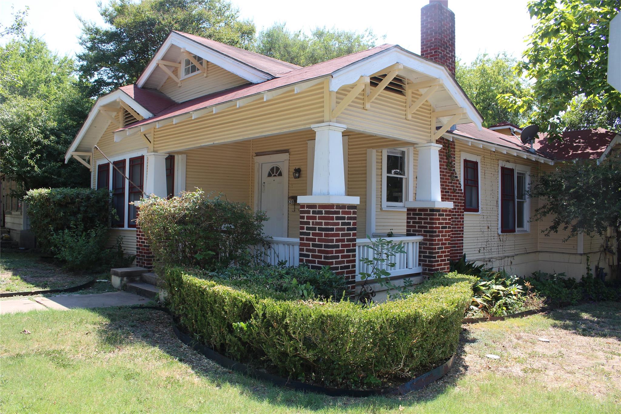 2826 Salado St, Austin, TX 78705