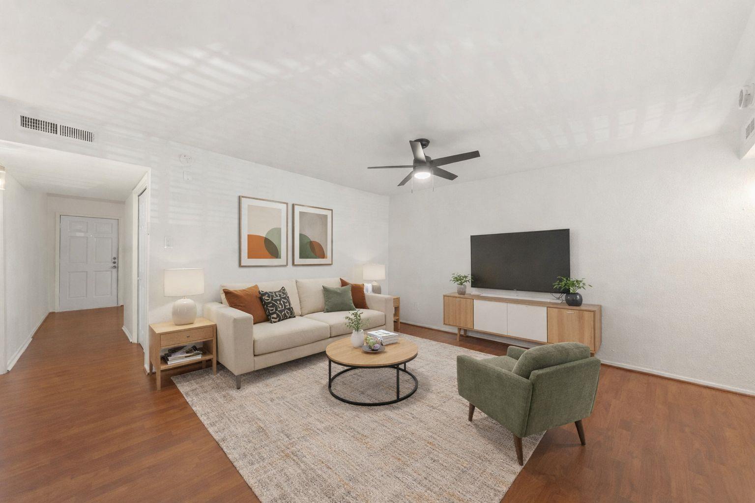 6910 Hart Ln # 110, Austin, TX 78731