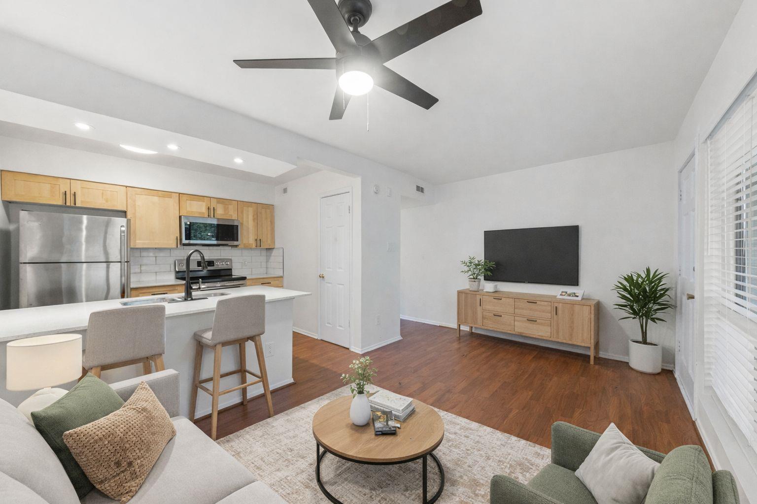 6910 Hart Ln # 110, Austin, TX 78731