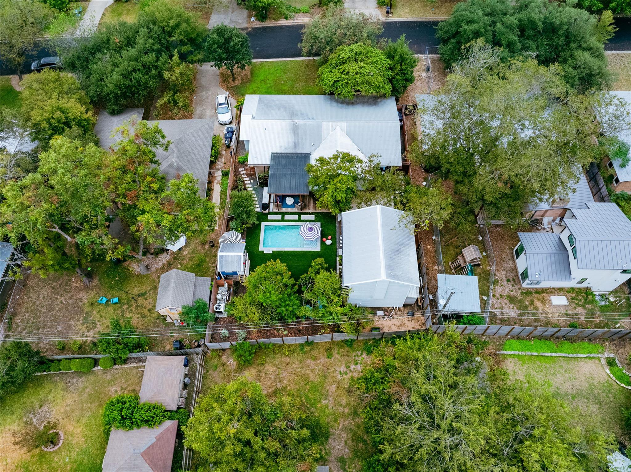 1600 Larkwood Dr, Austin, TX 78723