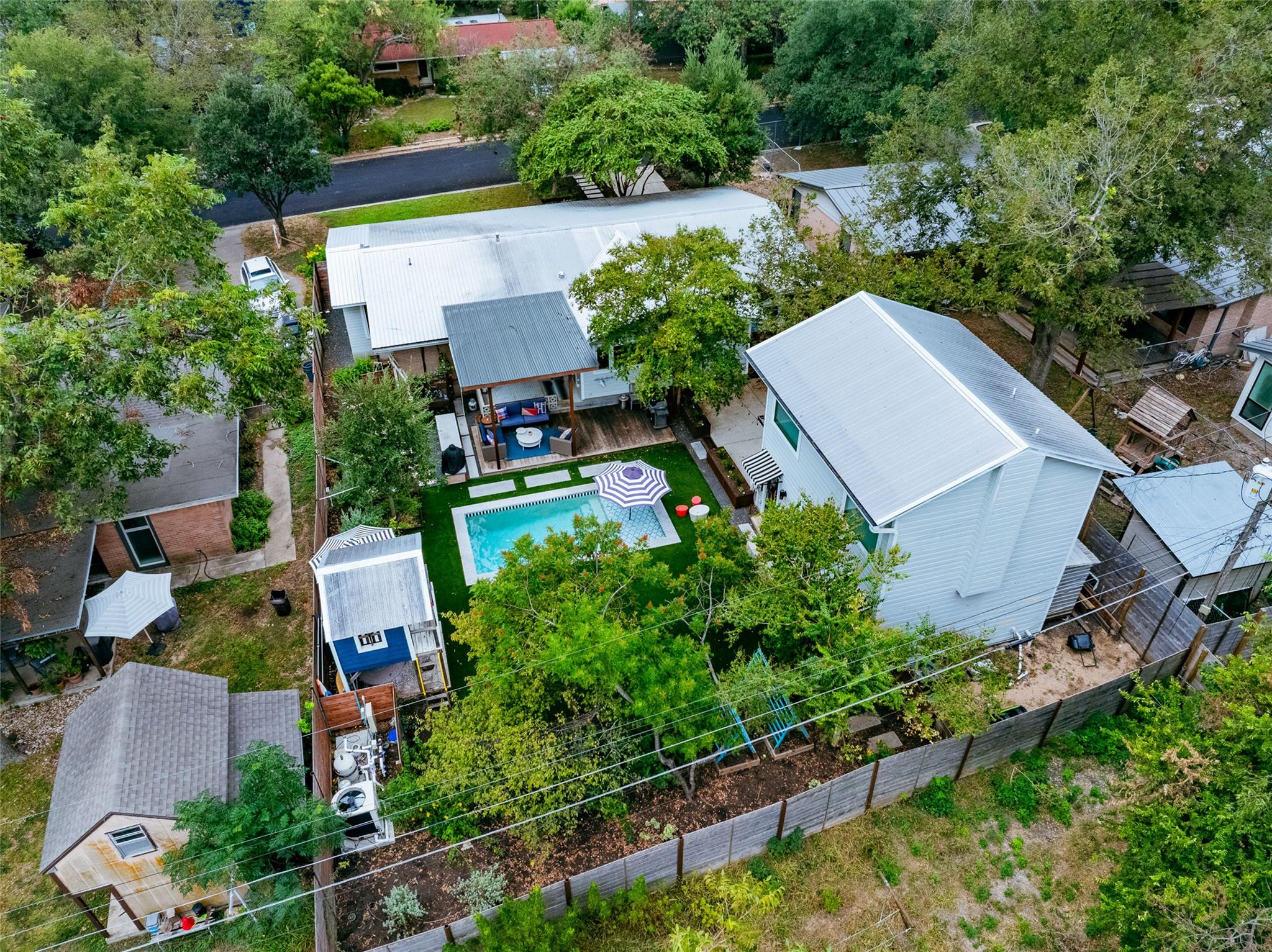 1600 Larkwood Dr, Austin, TX 78723