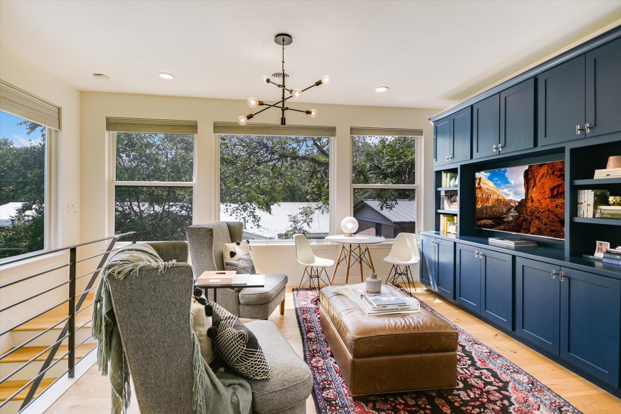 1600 Larkwood Dr, Austin, TX 78723