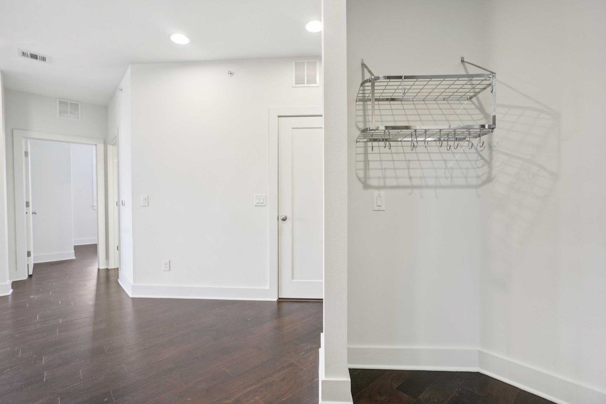 908 Nueces St # 28, Austin, TX 78701