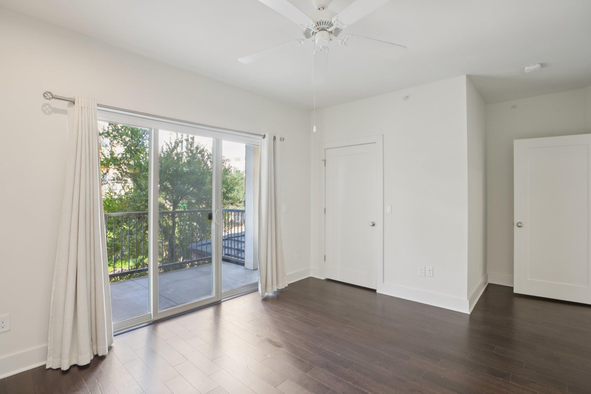 908 Nueces St # 28, Austin, TX 78701