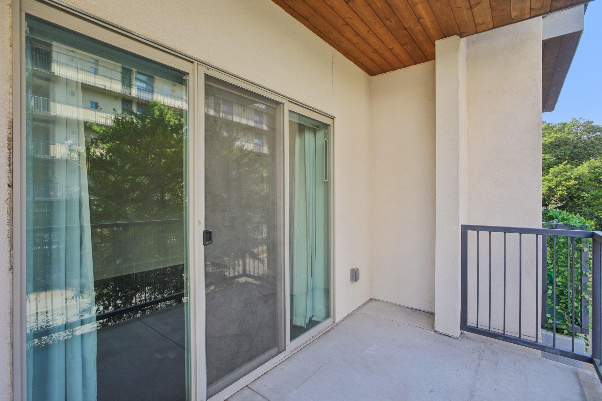 908 Nueces St # 28, Austin, TX 78701