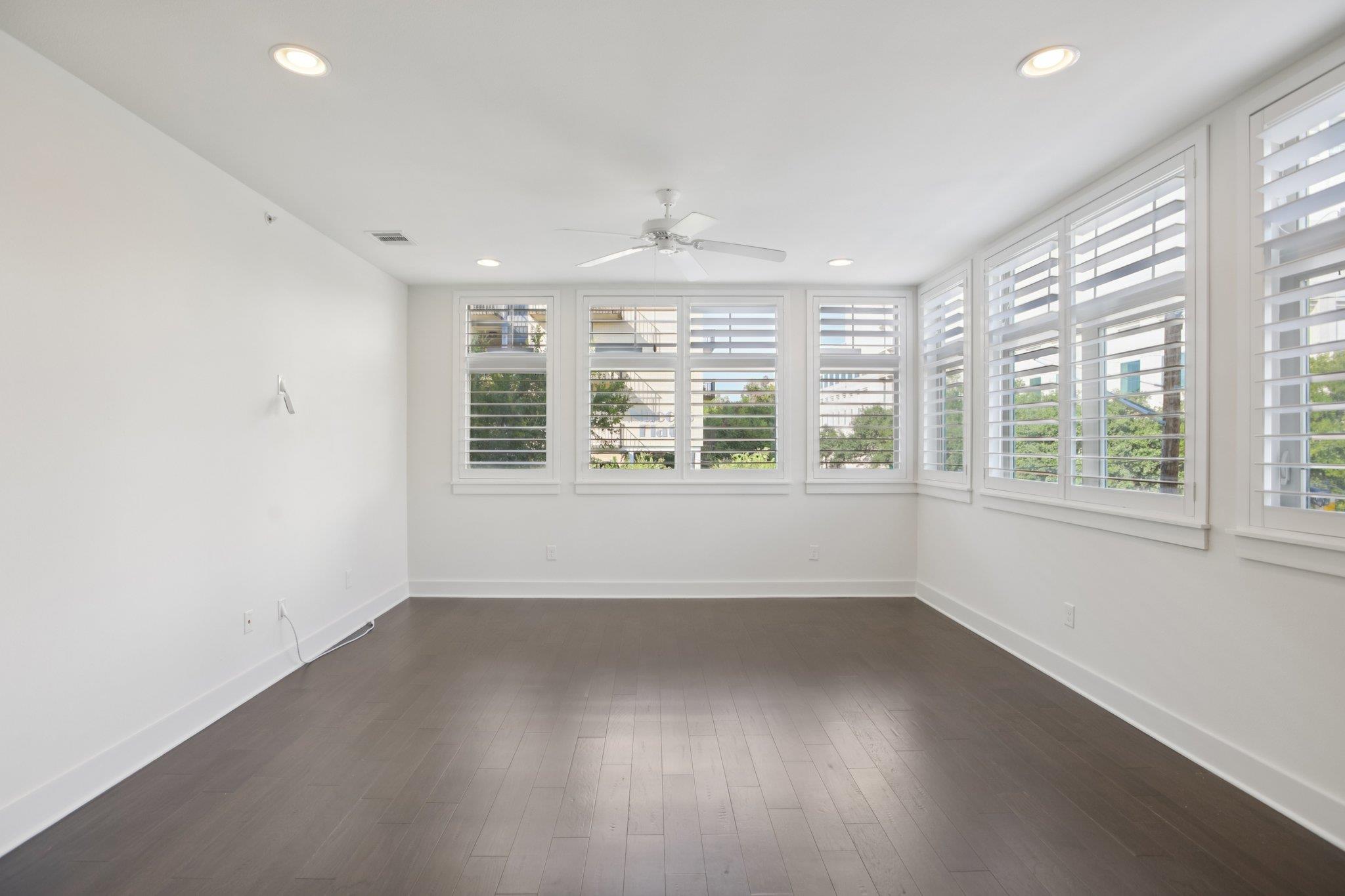 908 Nueces St # 28, Austin, TX 78701