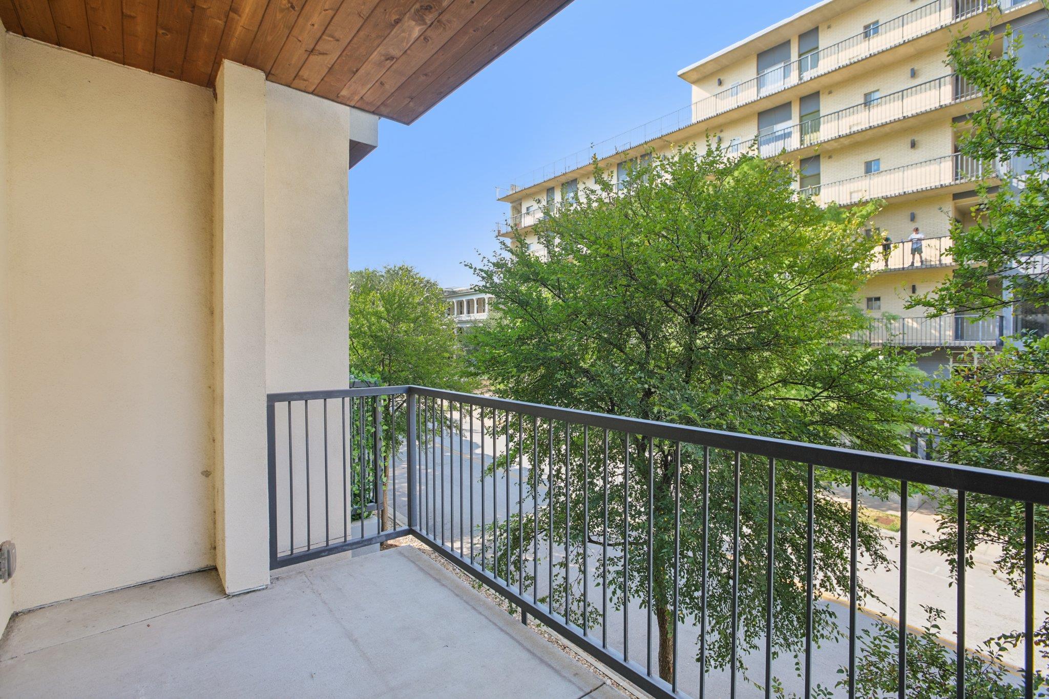 908 Nueces St # 28, Austin, TX 78701