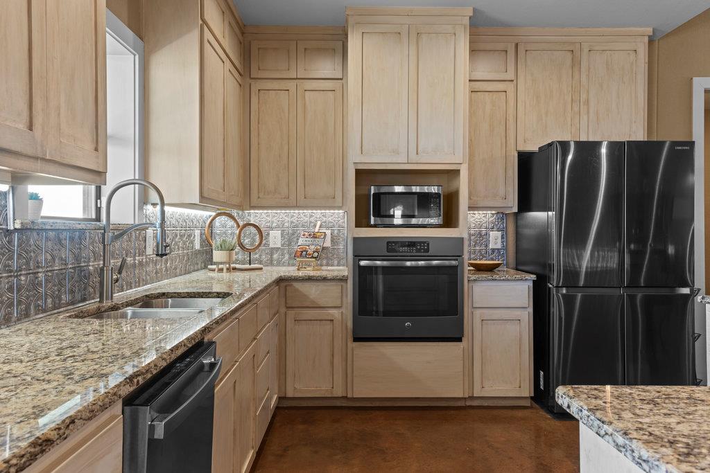 502 Lost Arrow Trl, Belton, TX 76513