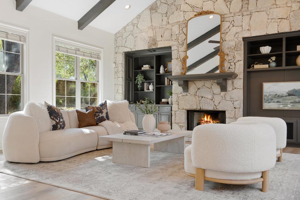 7228 Oak Shores Dr, Austin, TX 78730