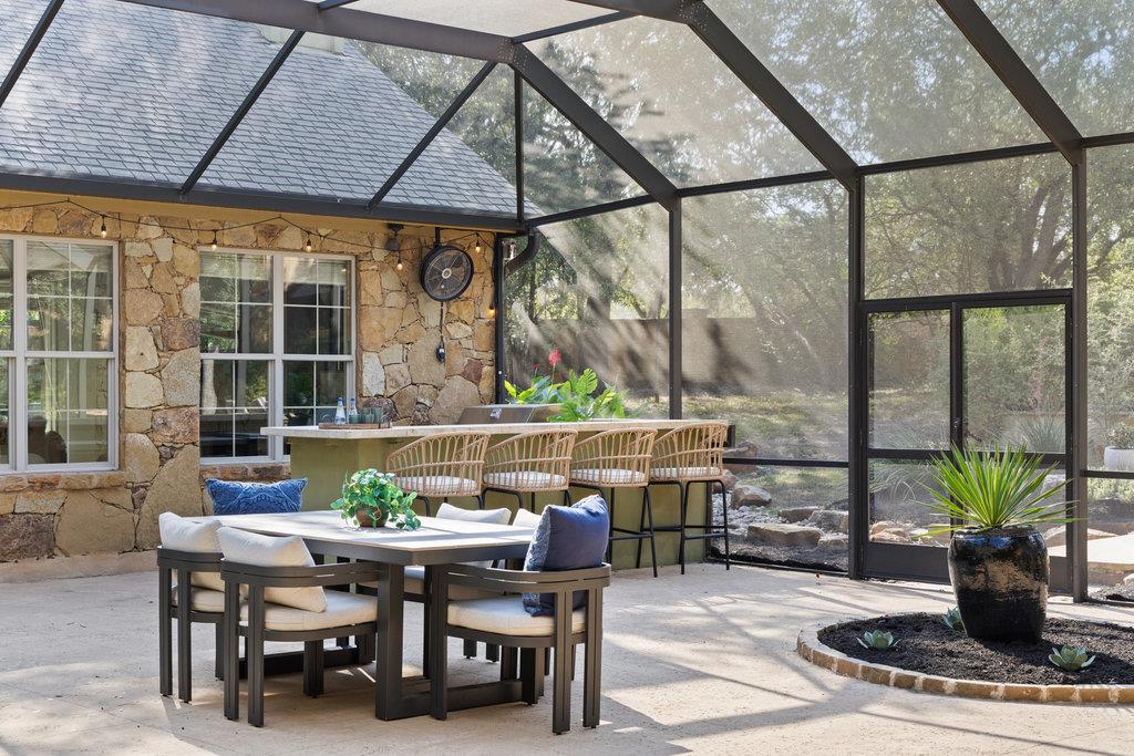 7228 Oak Shores Dr, Austin, TX 78730