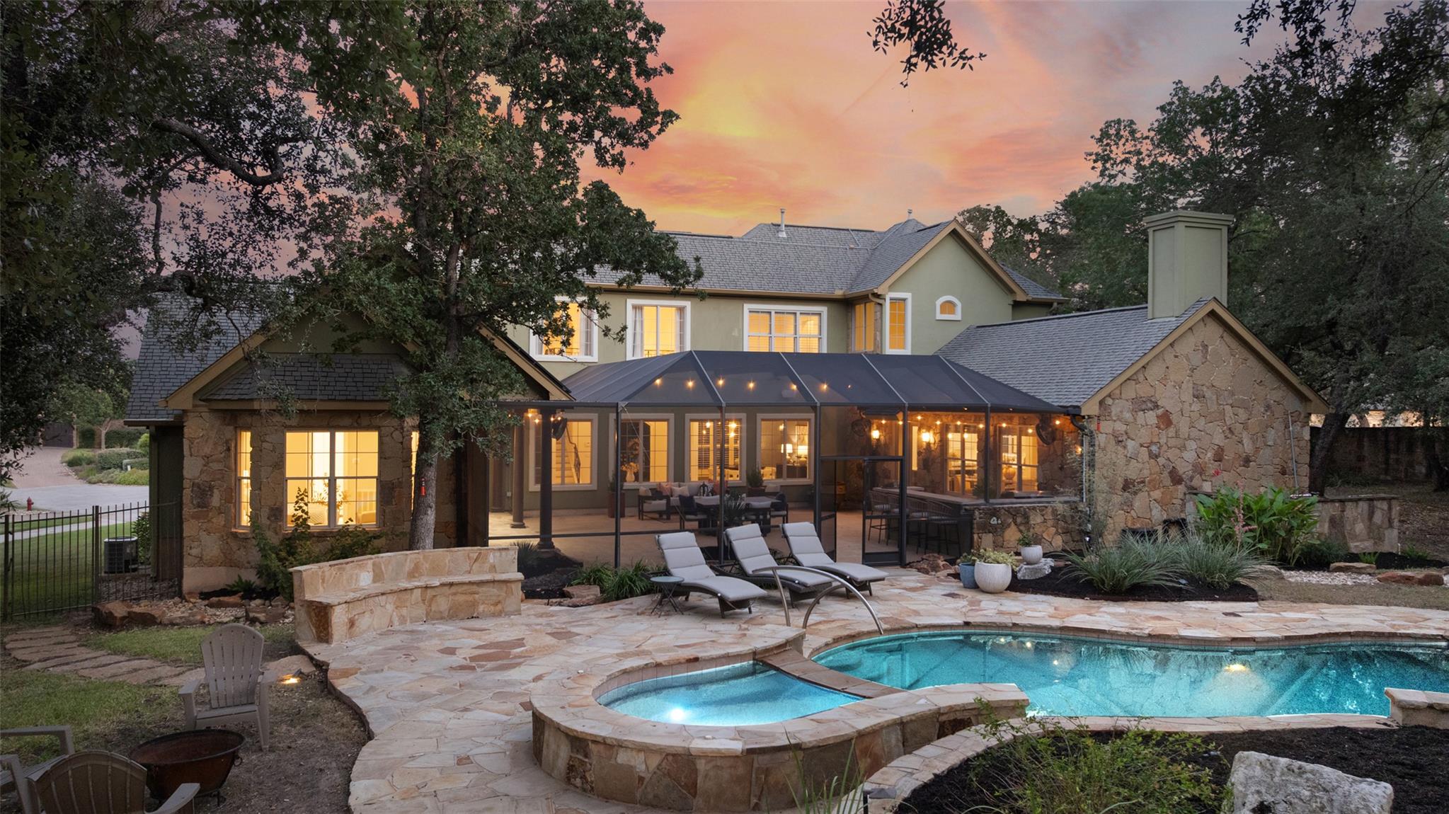 7228 Oak Shores Dr, Austin, TX 78730