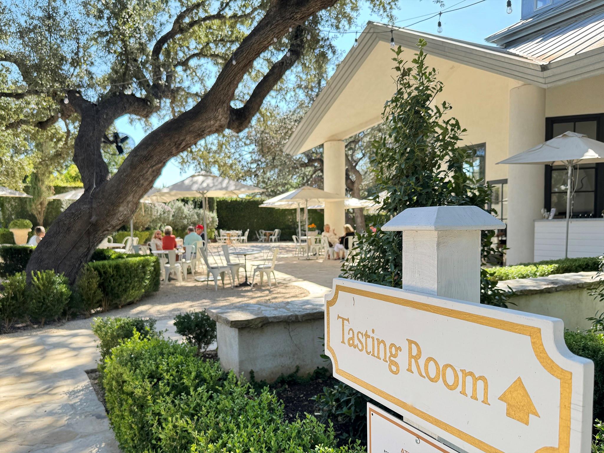 9361 W Us Highway 290 # 8, Hye, TX 78635