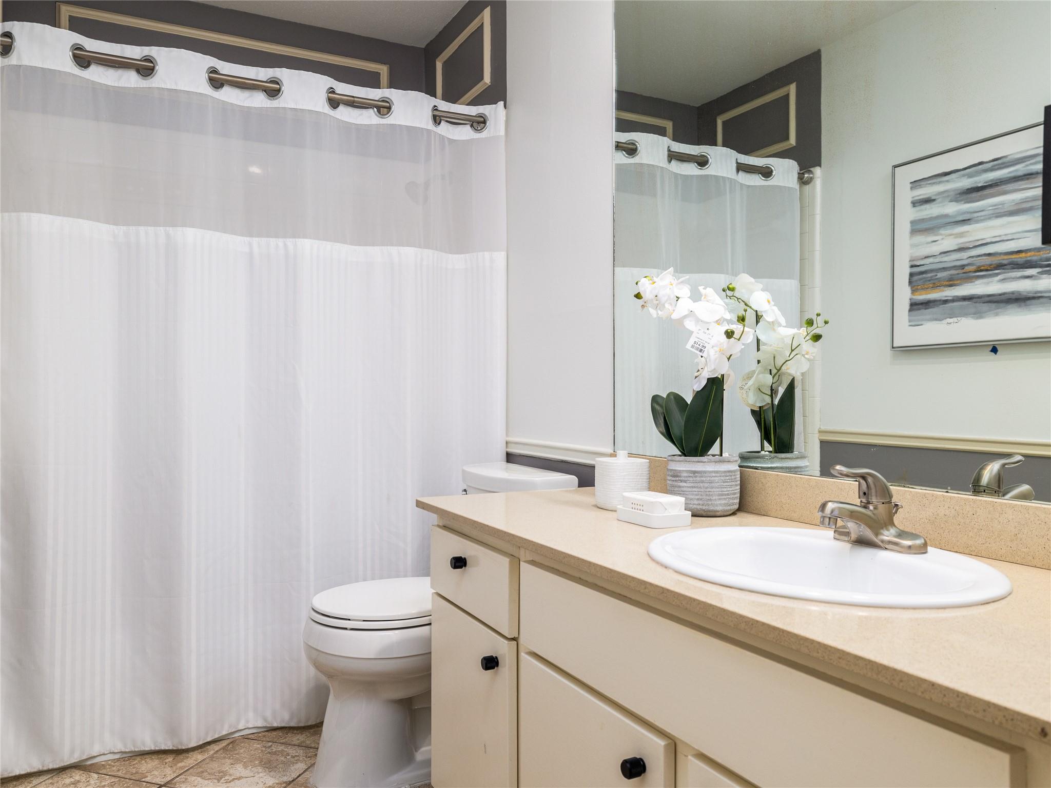 1821 Westlake Dr # 116, Austin, TX 78746