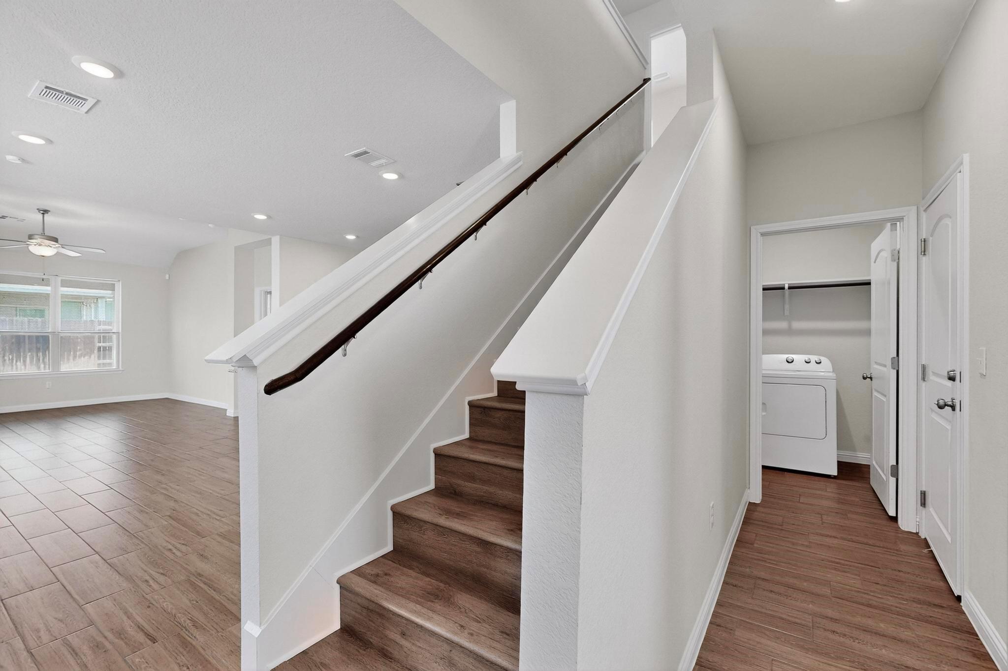 8302 Cottage Rose Dr, Austin, TX 78744