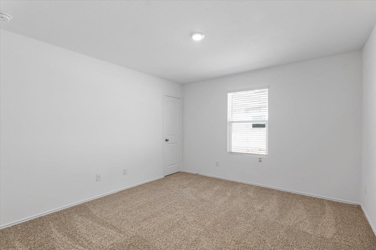 425 Escondido Cir, San Marcos, TX 78666