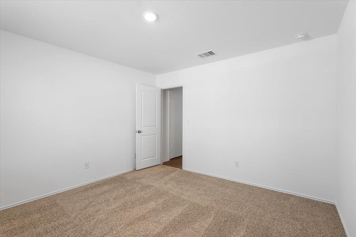 425 Escondido Cir, San Marcos, TX 78666