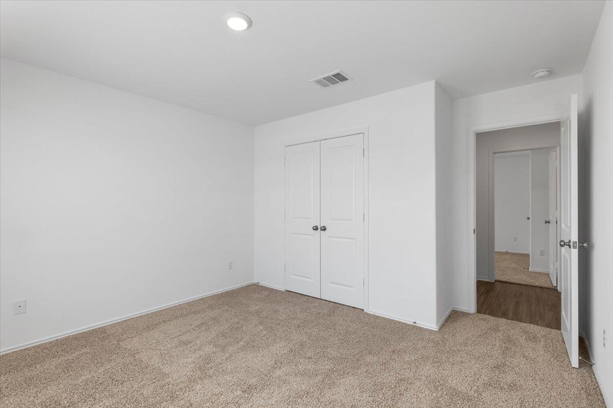 425 Escondido Cir, San Marcos, TX 78666