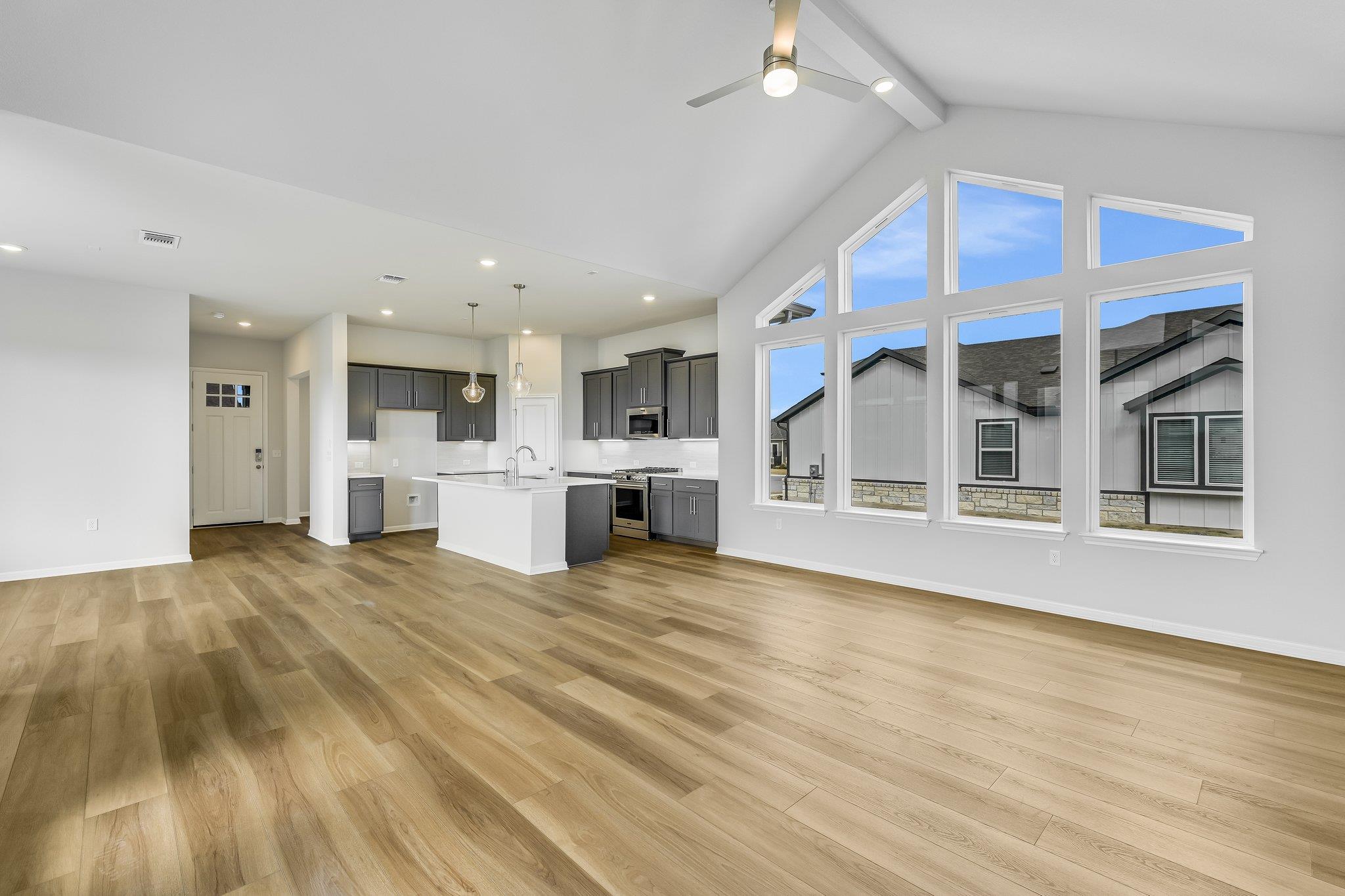 8515 Dongan Dr, Austin, TX 78744