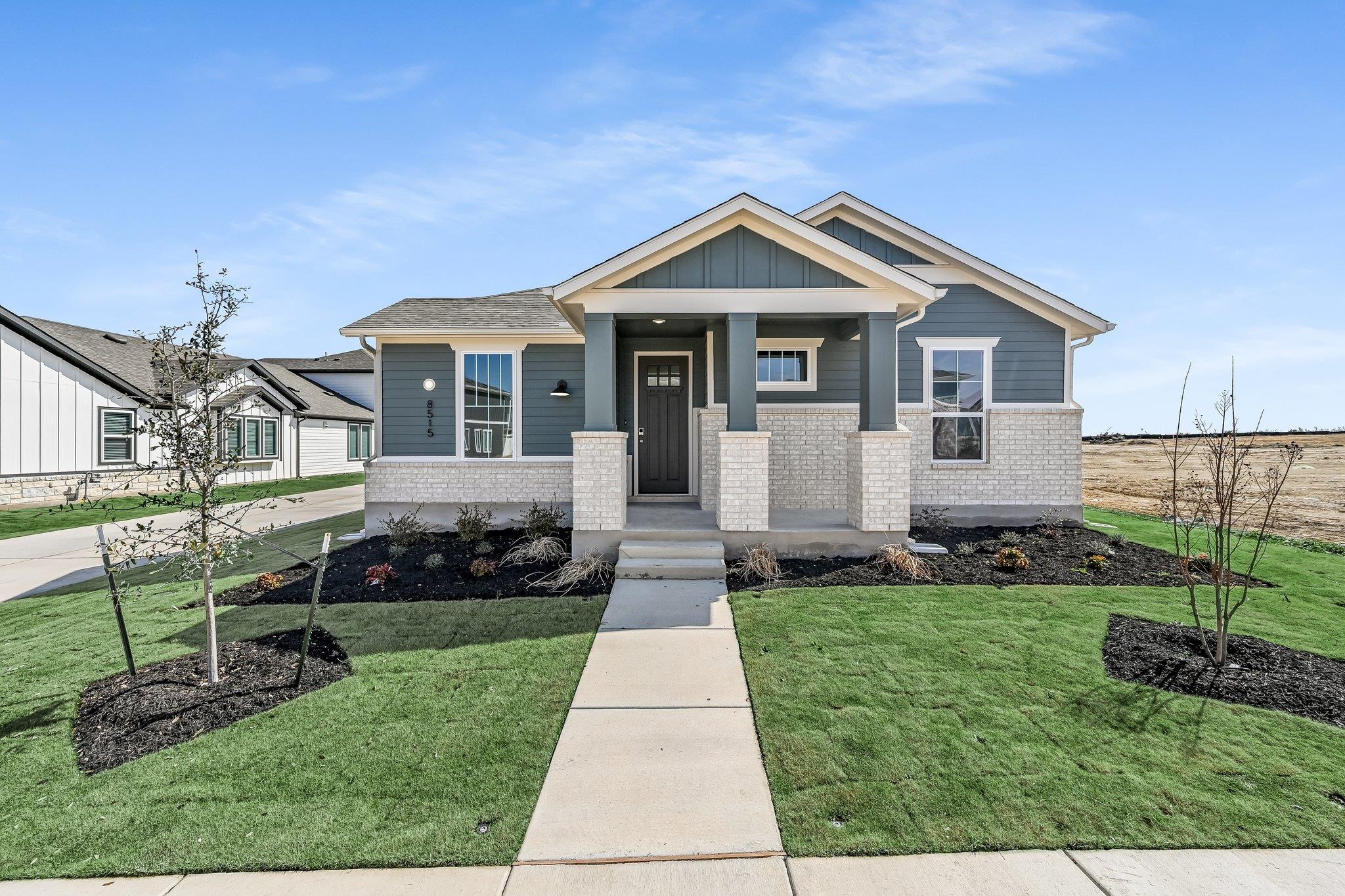 8515 Dongan Dr, Austin, TX 78744