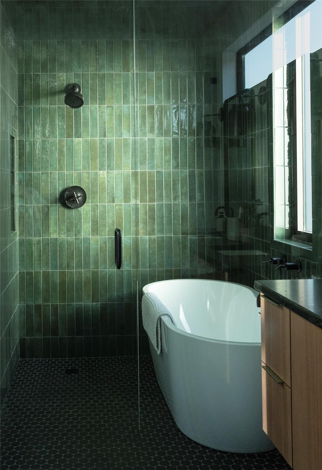 9361 W Us Highway 290 # 6, Hye, TX 78635