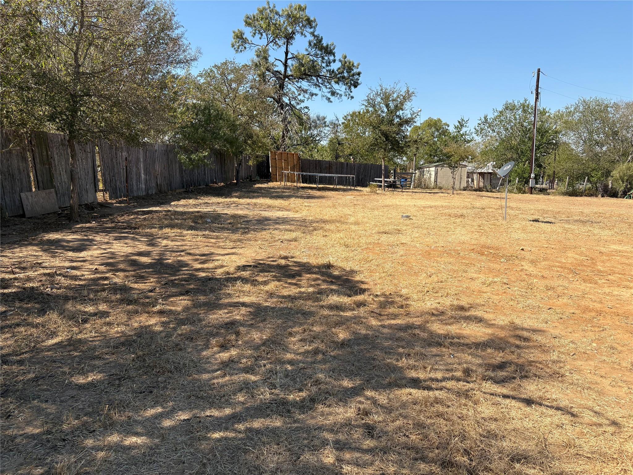 3248 Dale Ln, Dale, TX 78616