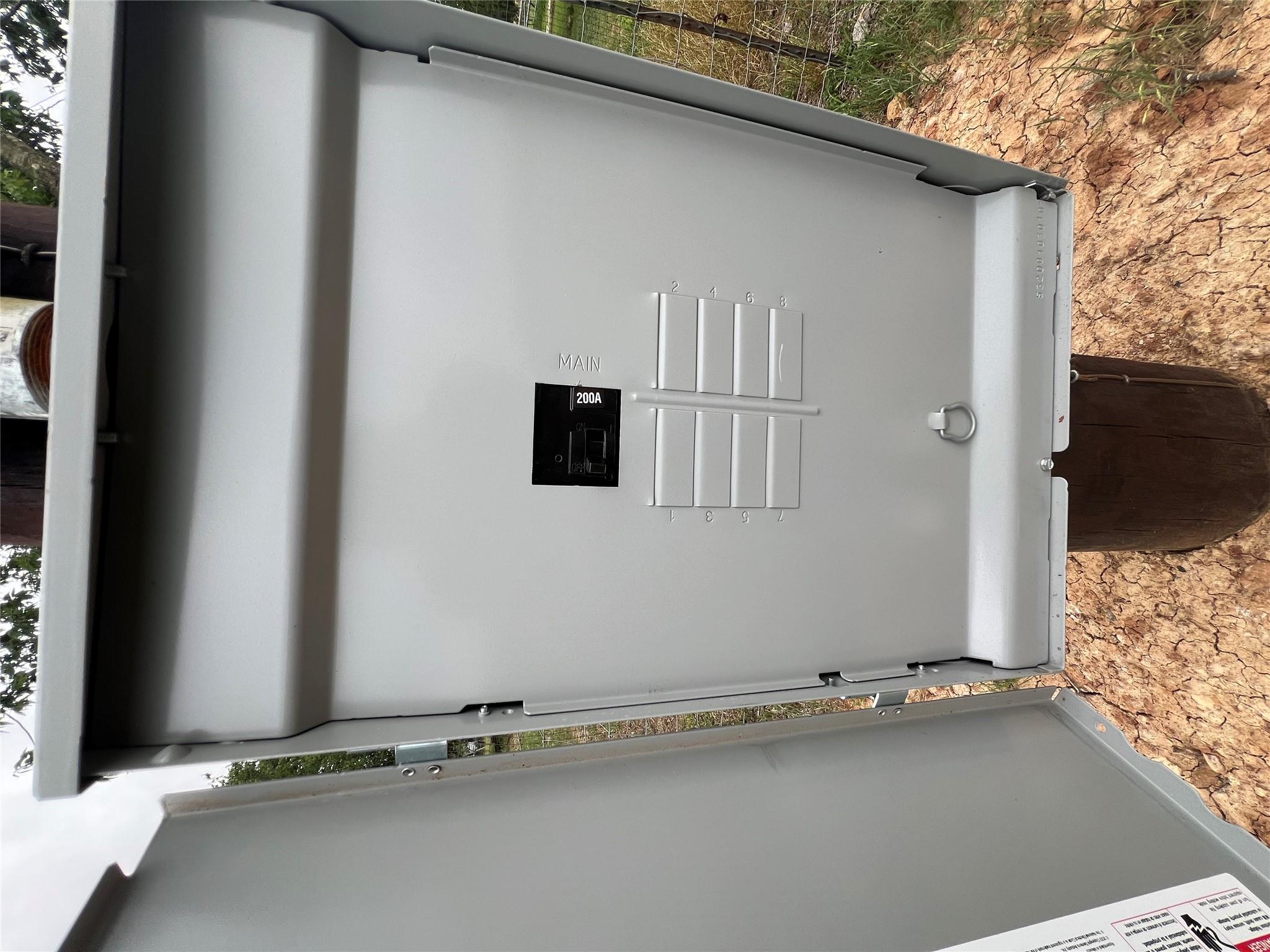 3248 Dale Ln, Dale, TX 78616