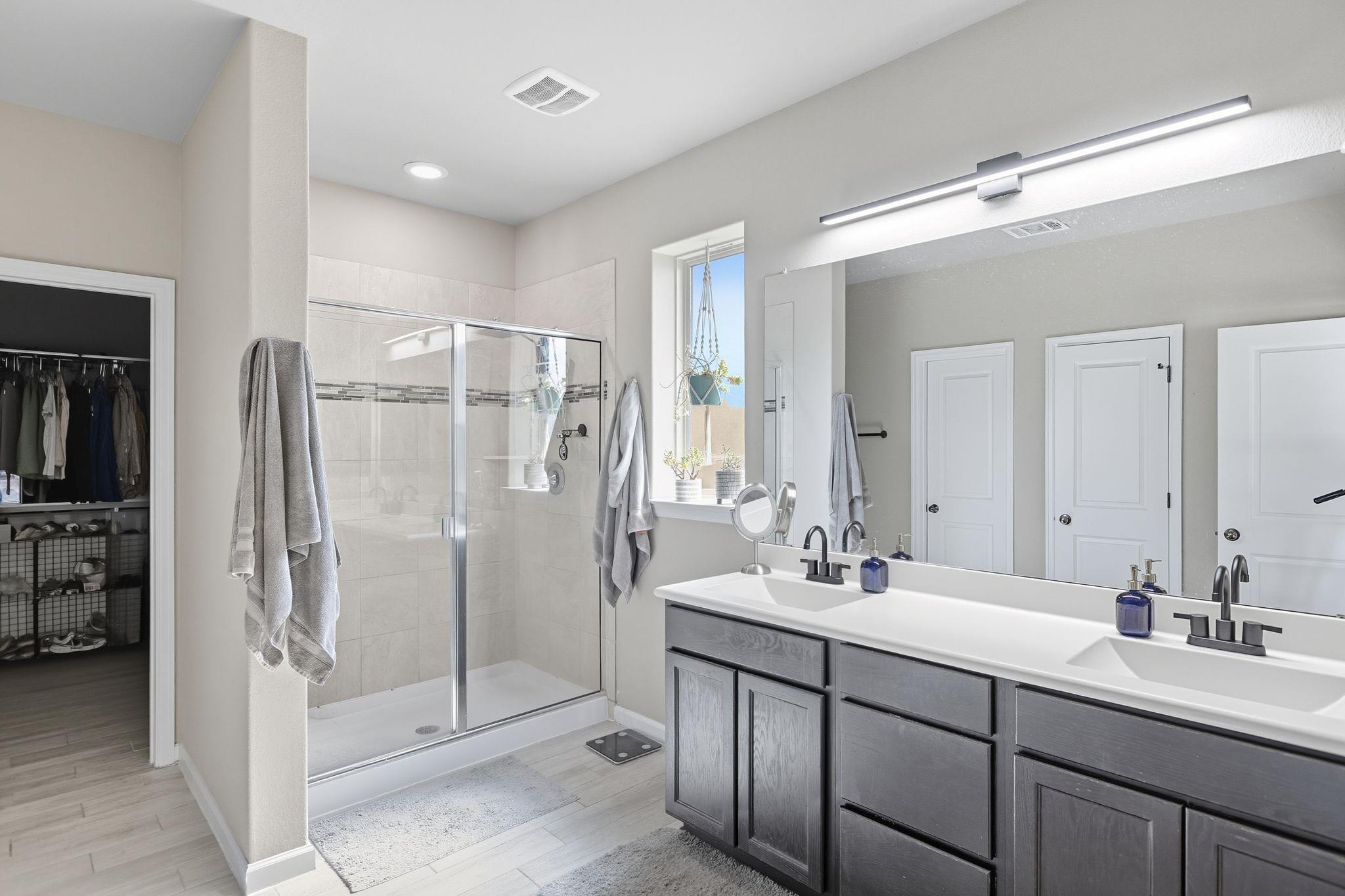 513 Cerezo Dr, Leander, TX 78641