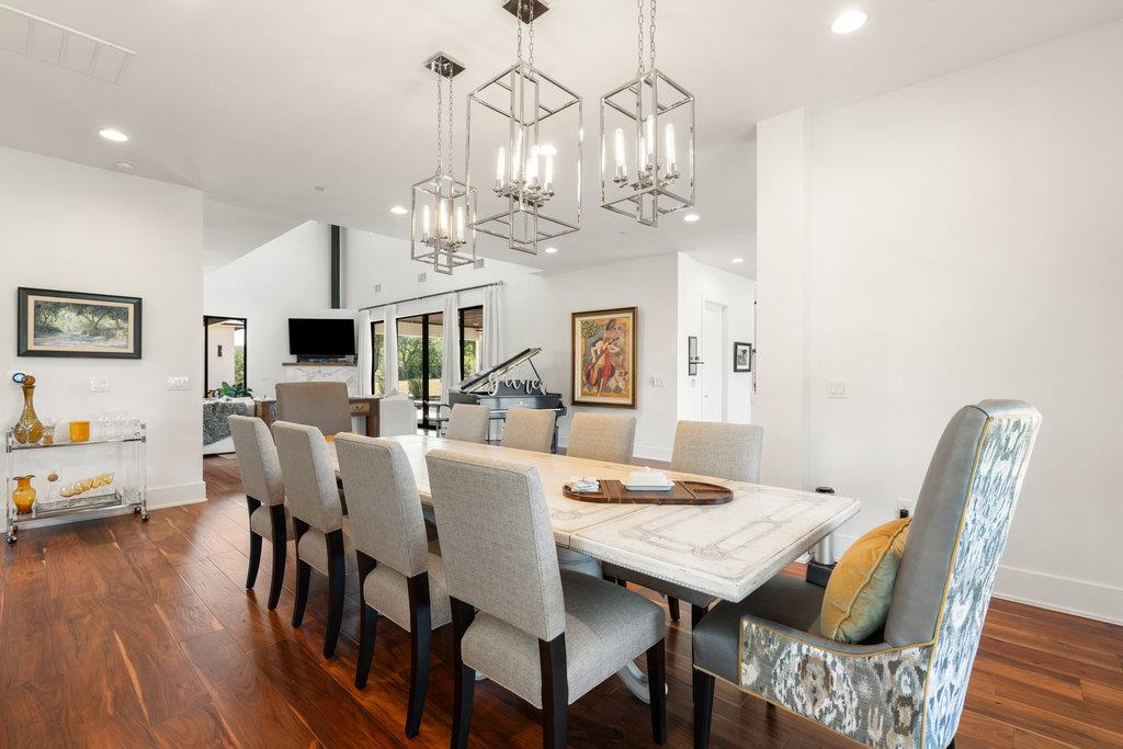 908 Cypress Grove Dr, Austin, TX 78732