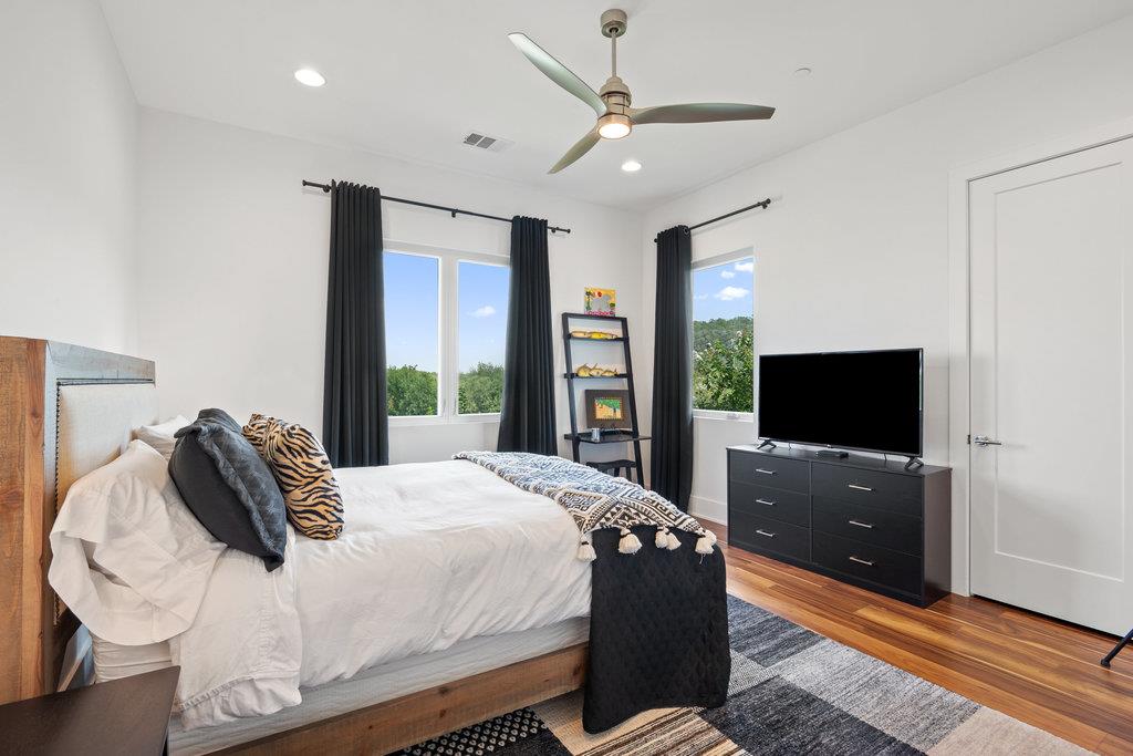 908 Cypress Grove Dr, Austin, TX 78732