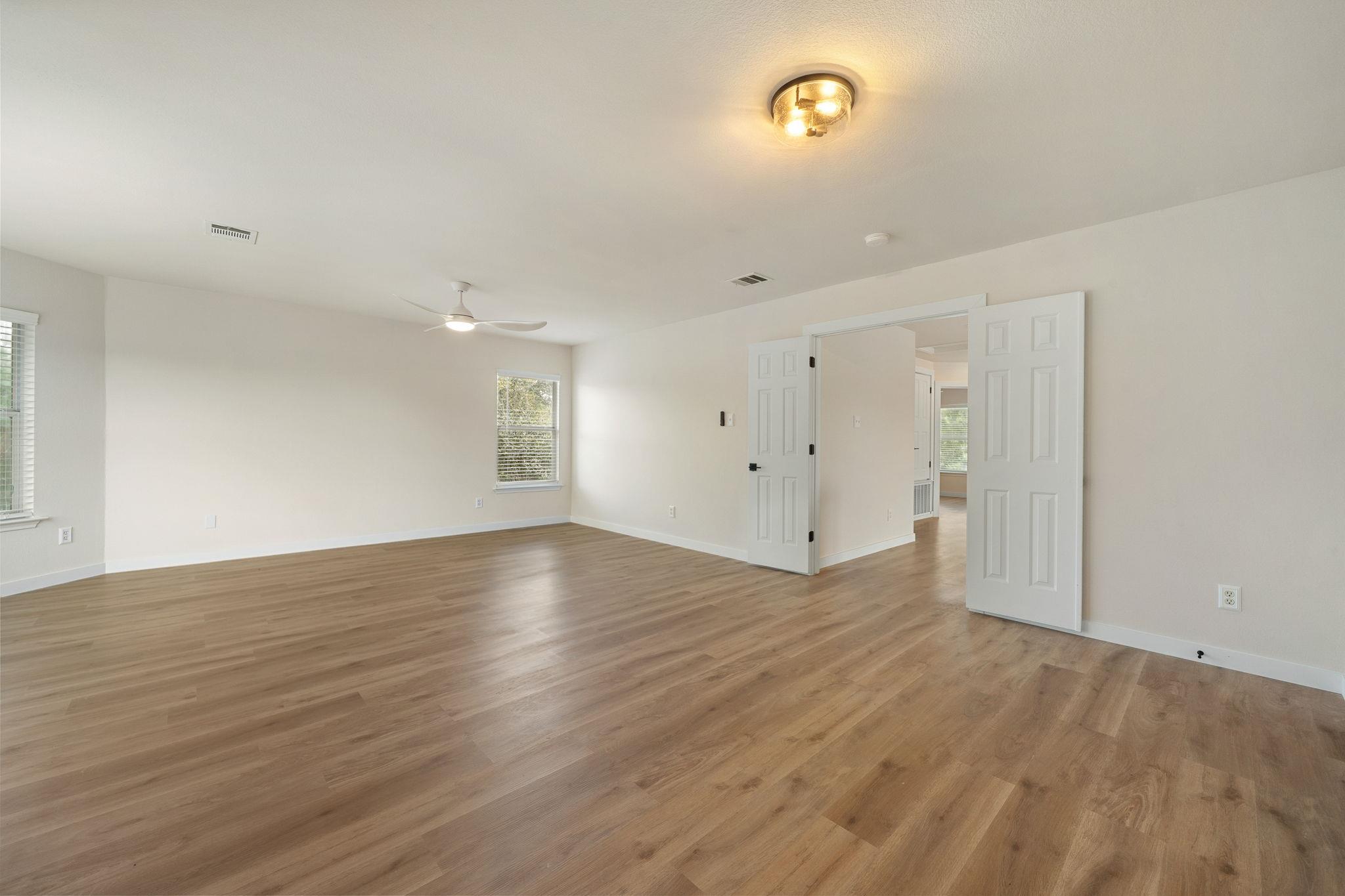 1206 Champion Dr, Round Rock, TX 78664