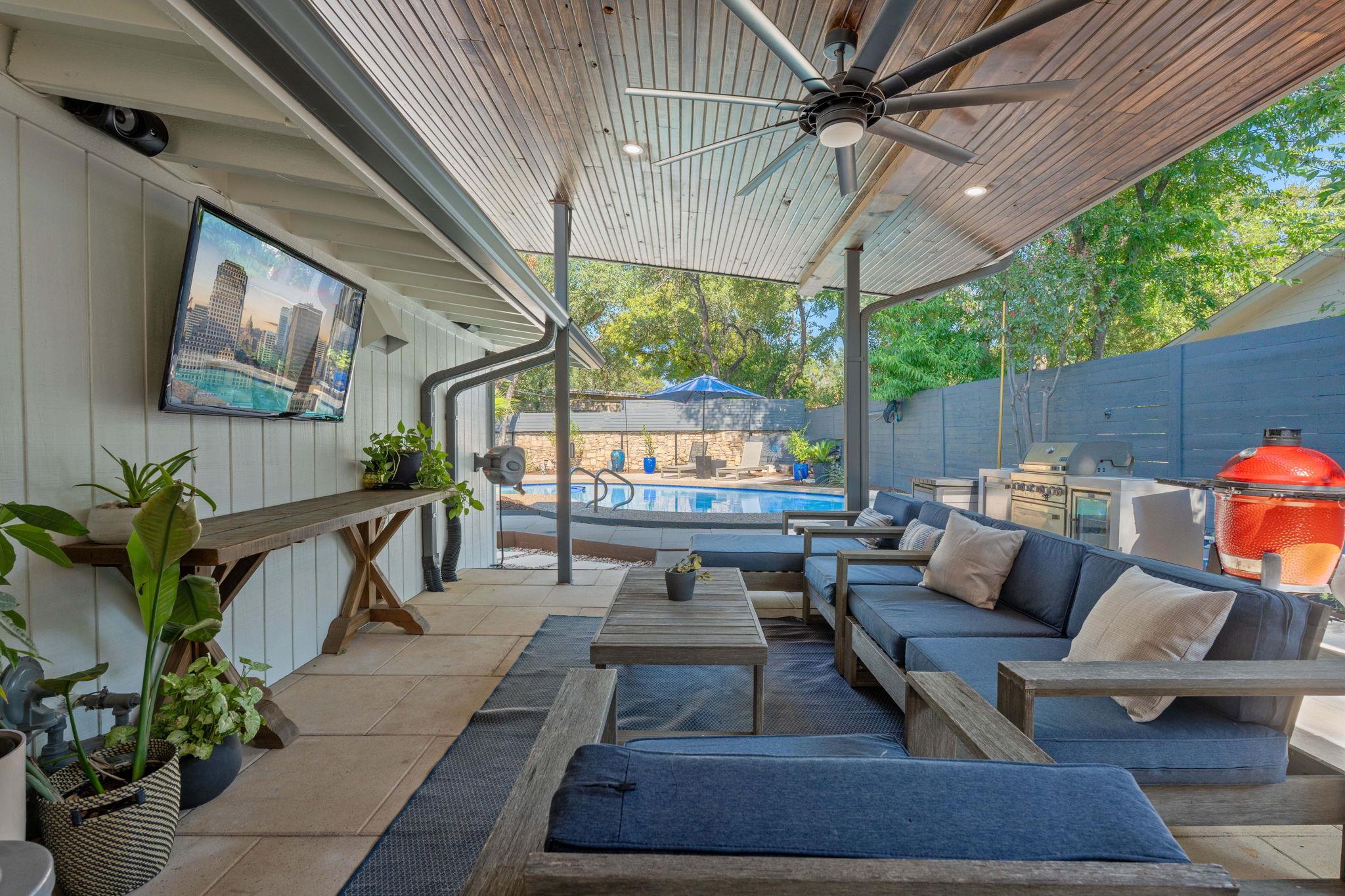 412 Ridgewood Rd, West Lake Hills, TX 78746