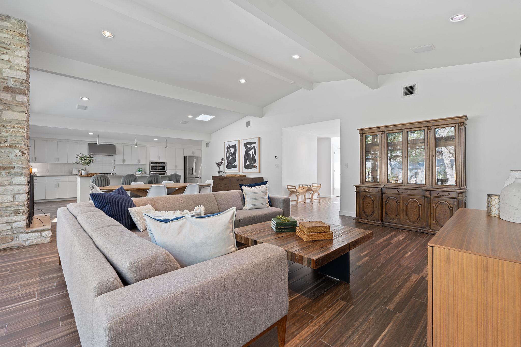 412 Ridgewood Rd, West Lake Hills, TX 78746