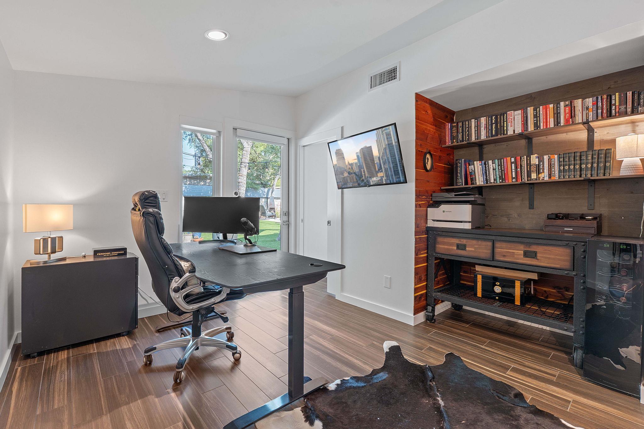 412 Ridgewood Rd, West Lake Hills, TX 78746