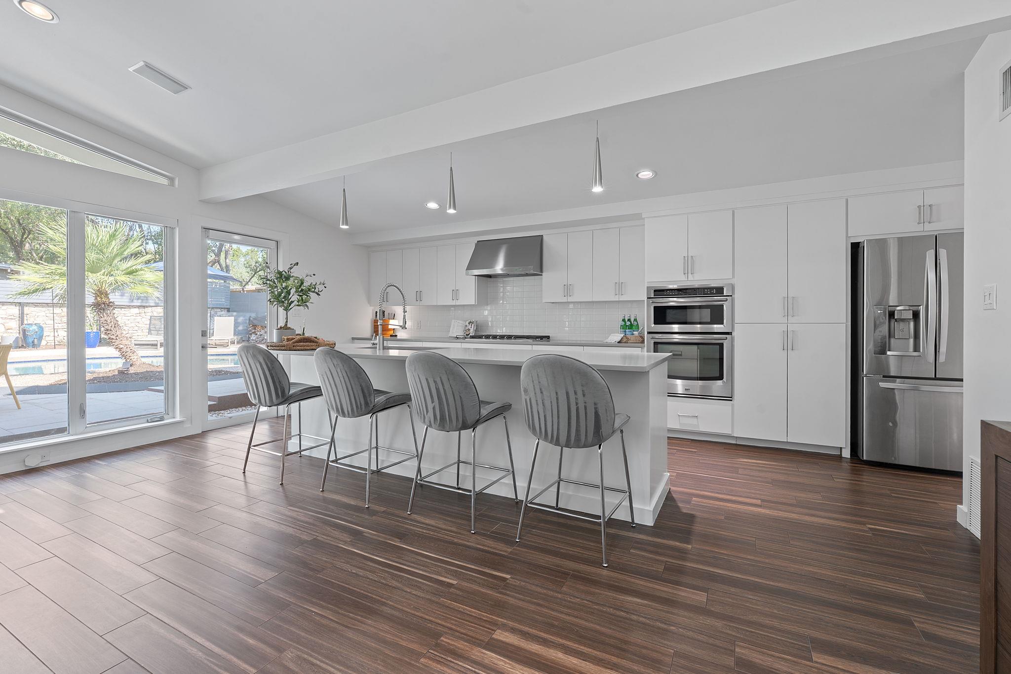 412 Ridgewood Rd, West Lake Hills, TX 78746