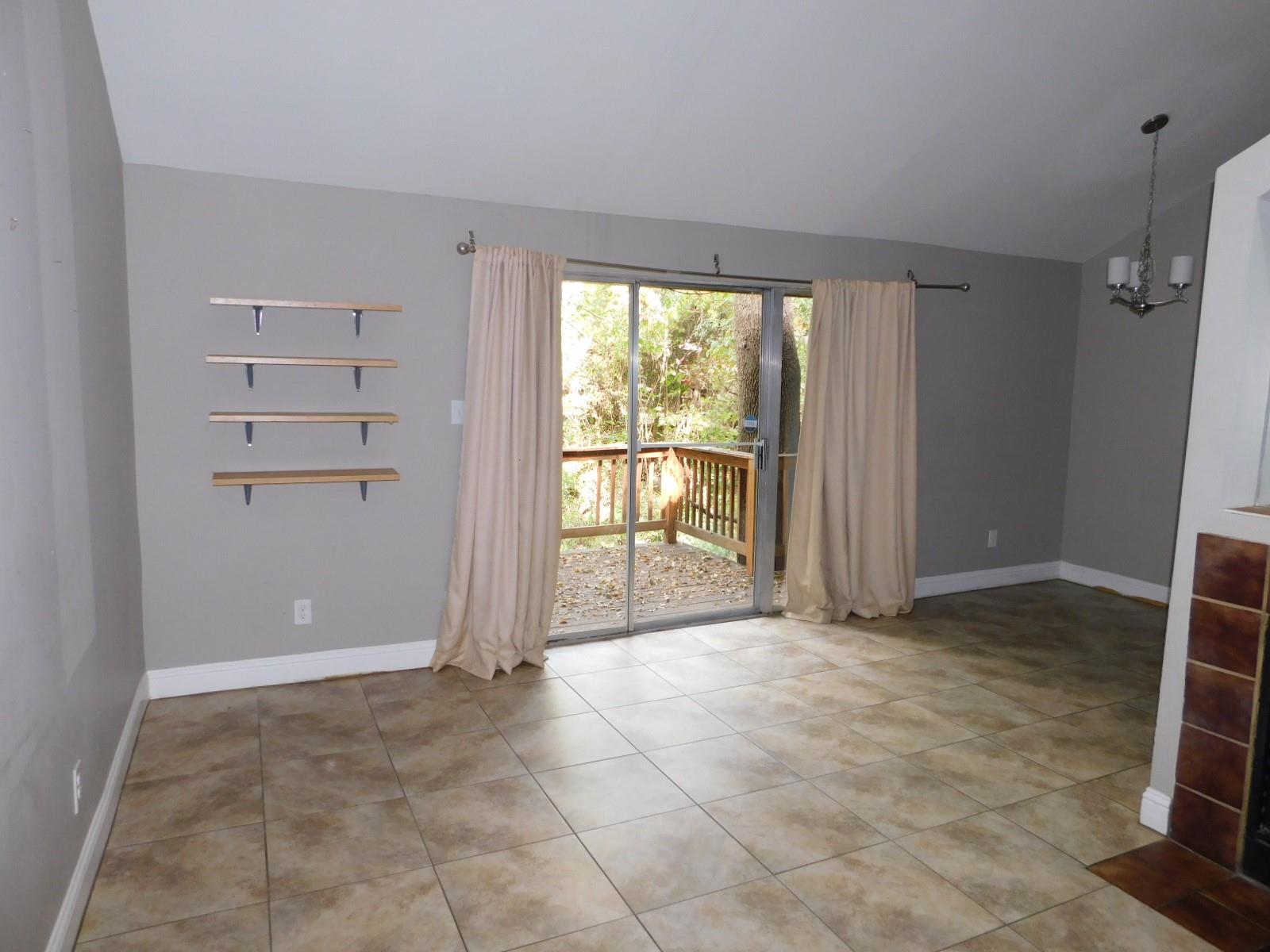 1604 Summer Creek Ct # B, Austin, TX 78704