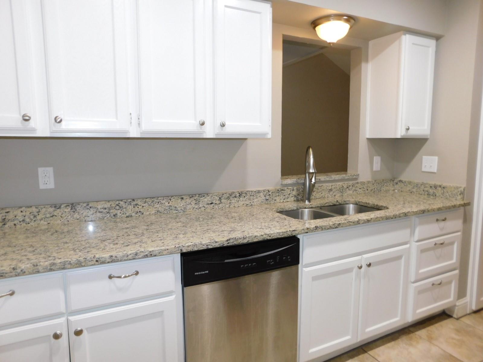 1604 Summer Creek Ct # B, Austin, TX 78704