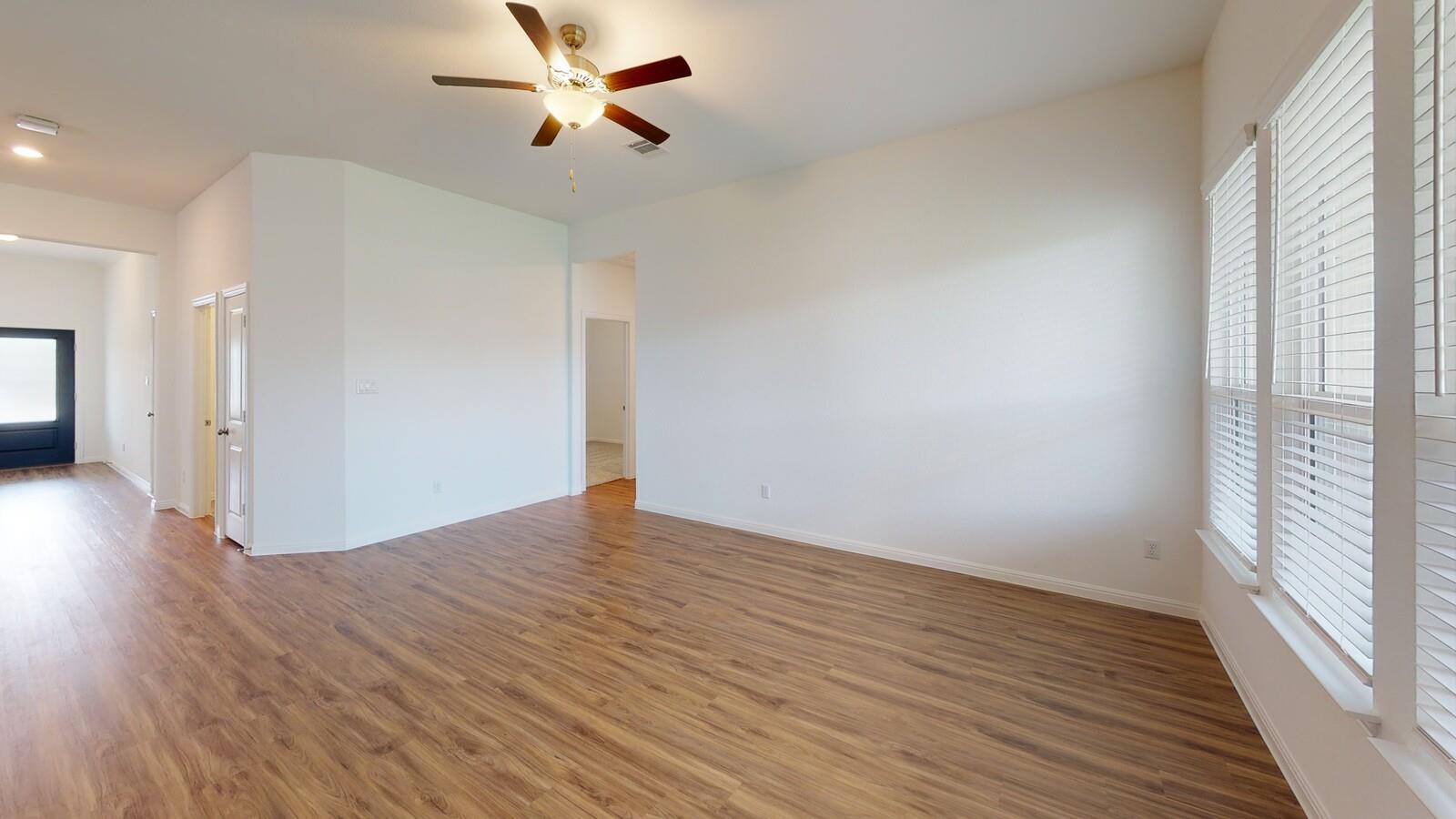 162 Coronella Dr, Liberty Hill, TX 78642