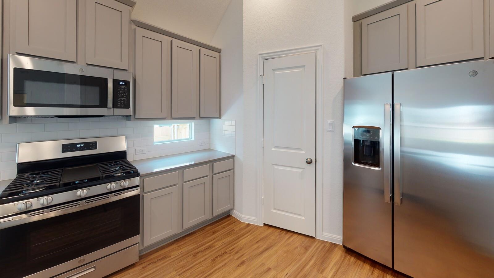 162 Coronella Dr, Liberty Hill, TX 78642