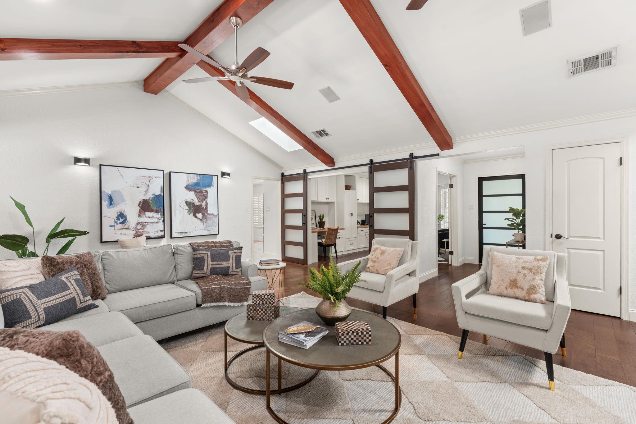 6604 Whitemarsh Valley Walk, Austin, TX 78746