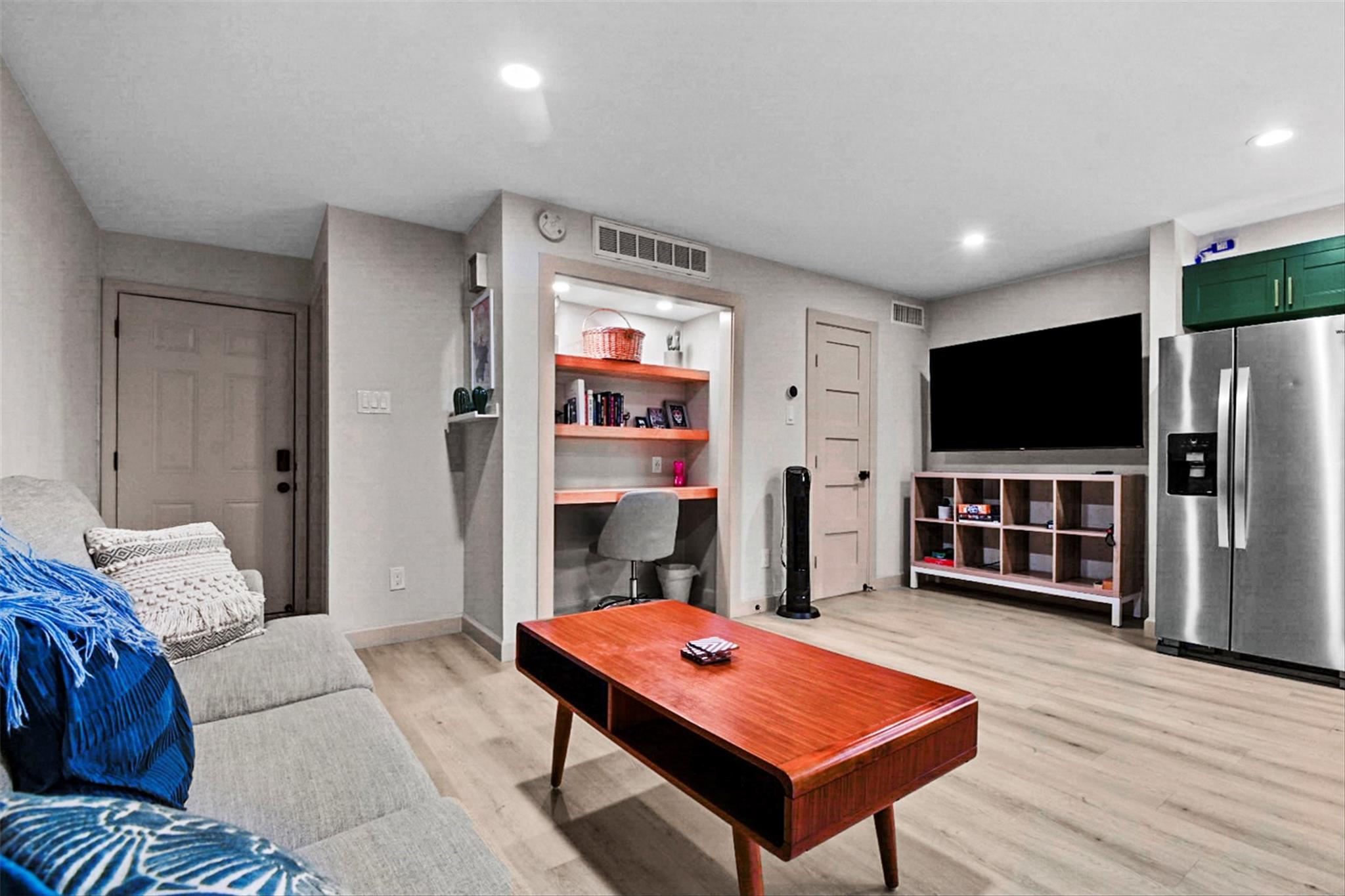 1840 Burton Dr # 192, Austin, TX 78741